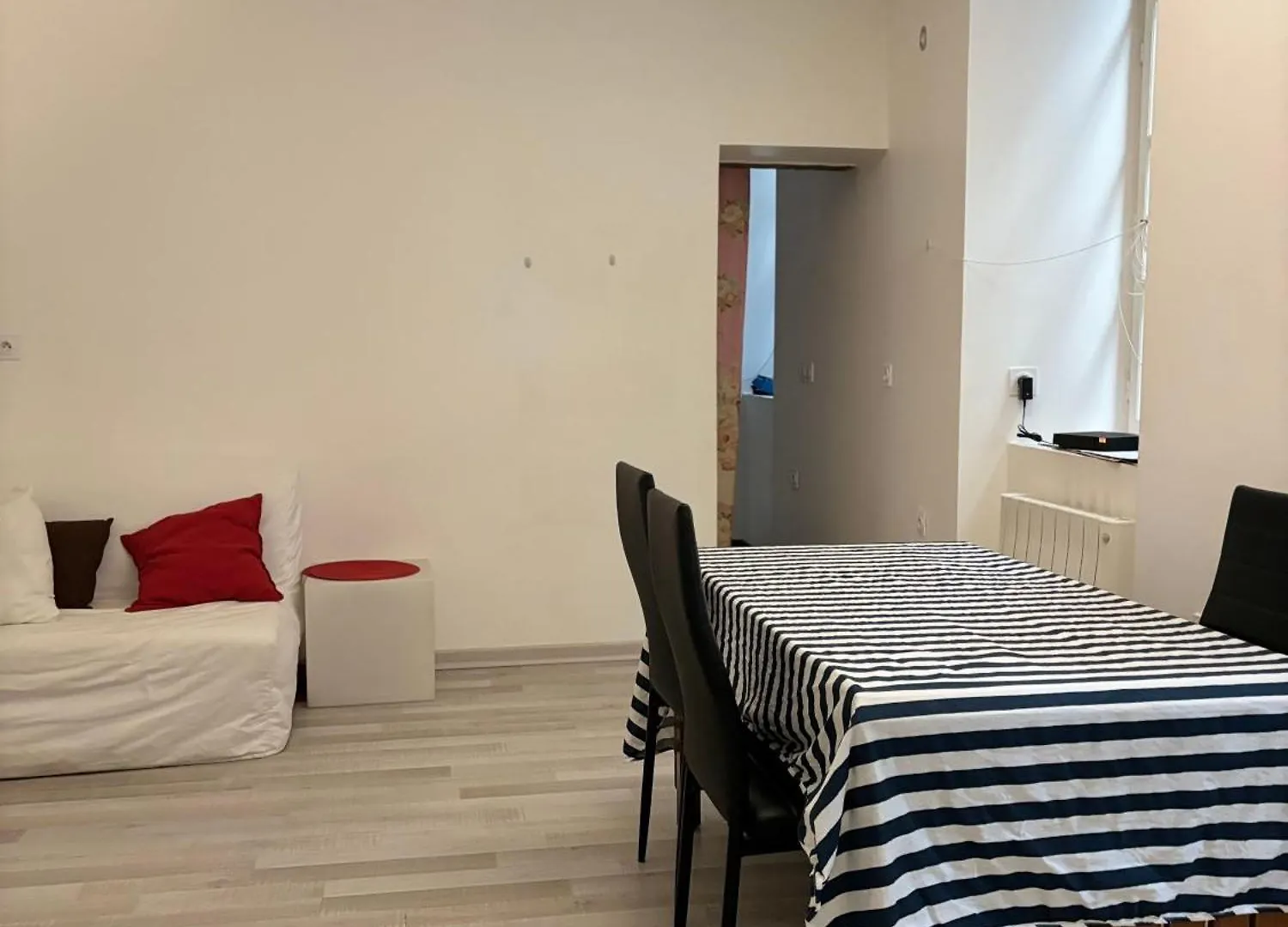 Moonlight Apartment Chambery Homestay
